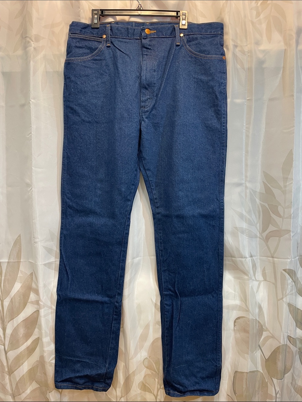 Wrangler Men's Straight Jeans in Dark Blue